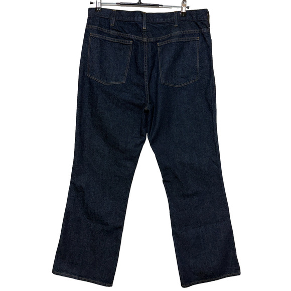 Uniqlo Jeans Mens Blue Tag Size 32 Measures 34x29 Straight Leg Dark Wash - Picture 2 of 9